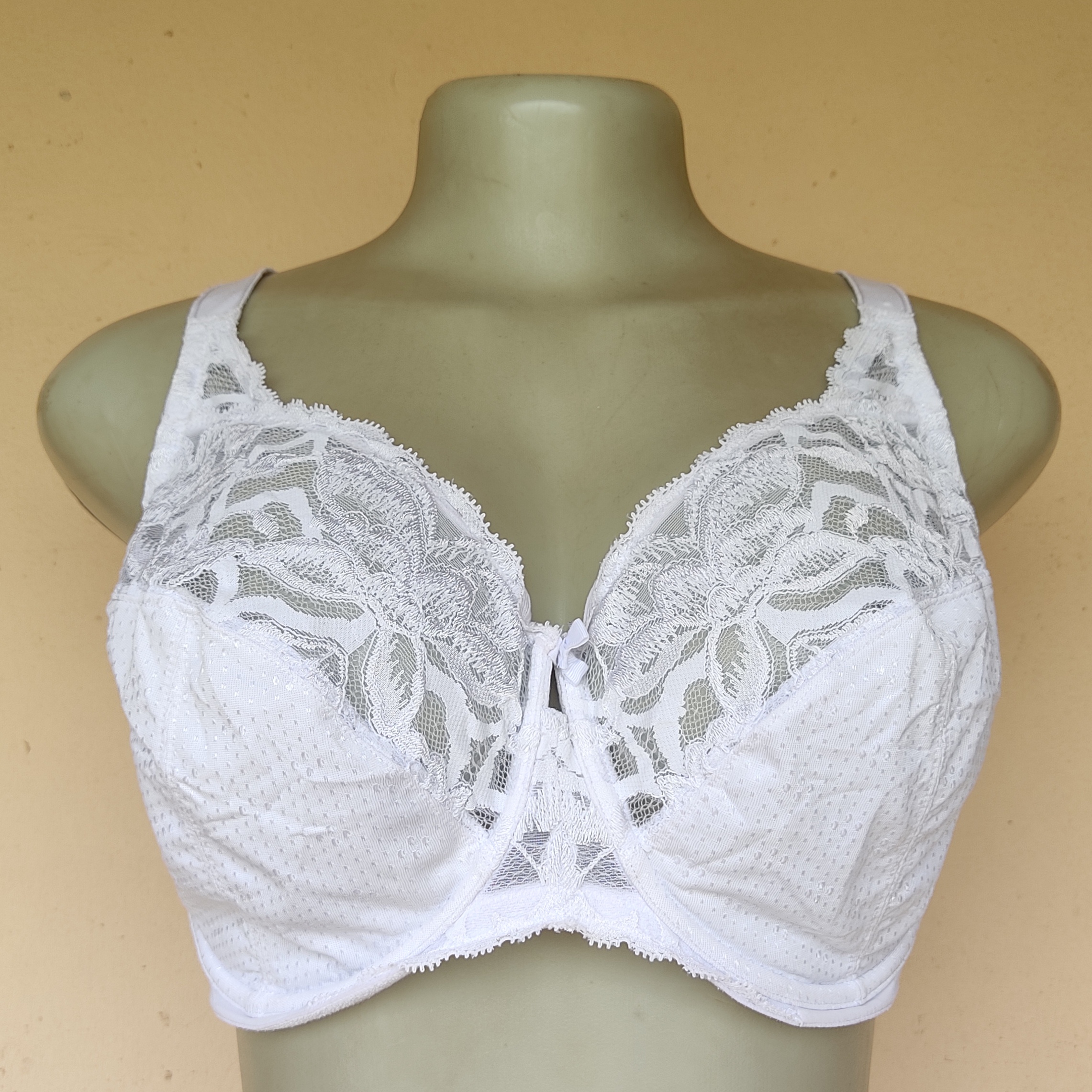 42DD - M and S White Non Padded Bra