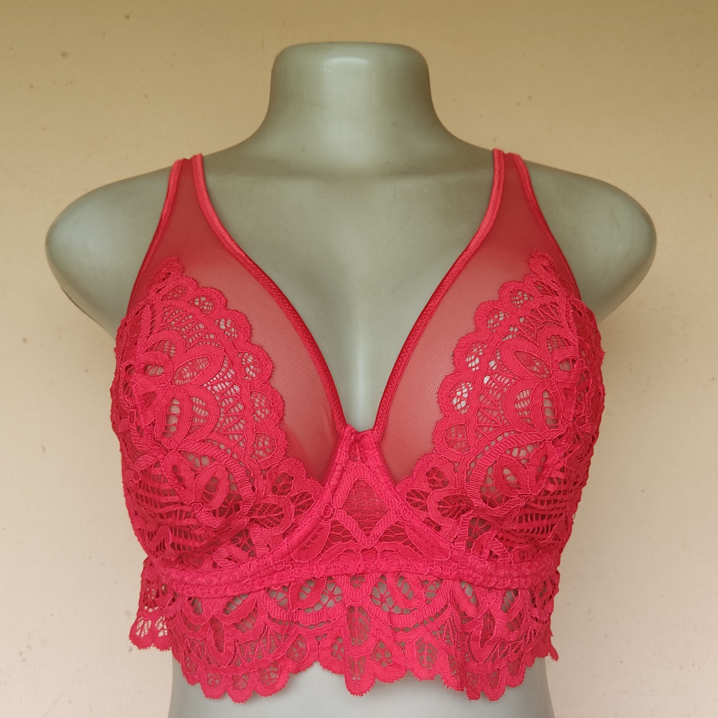 32F - Primadonna Red Non Padded Bra