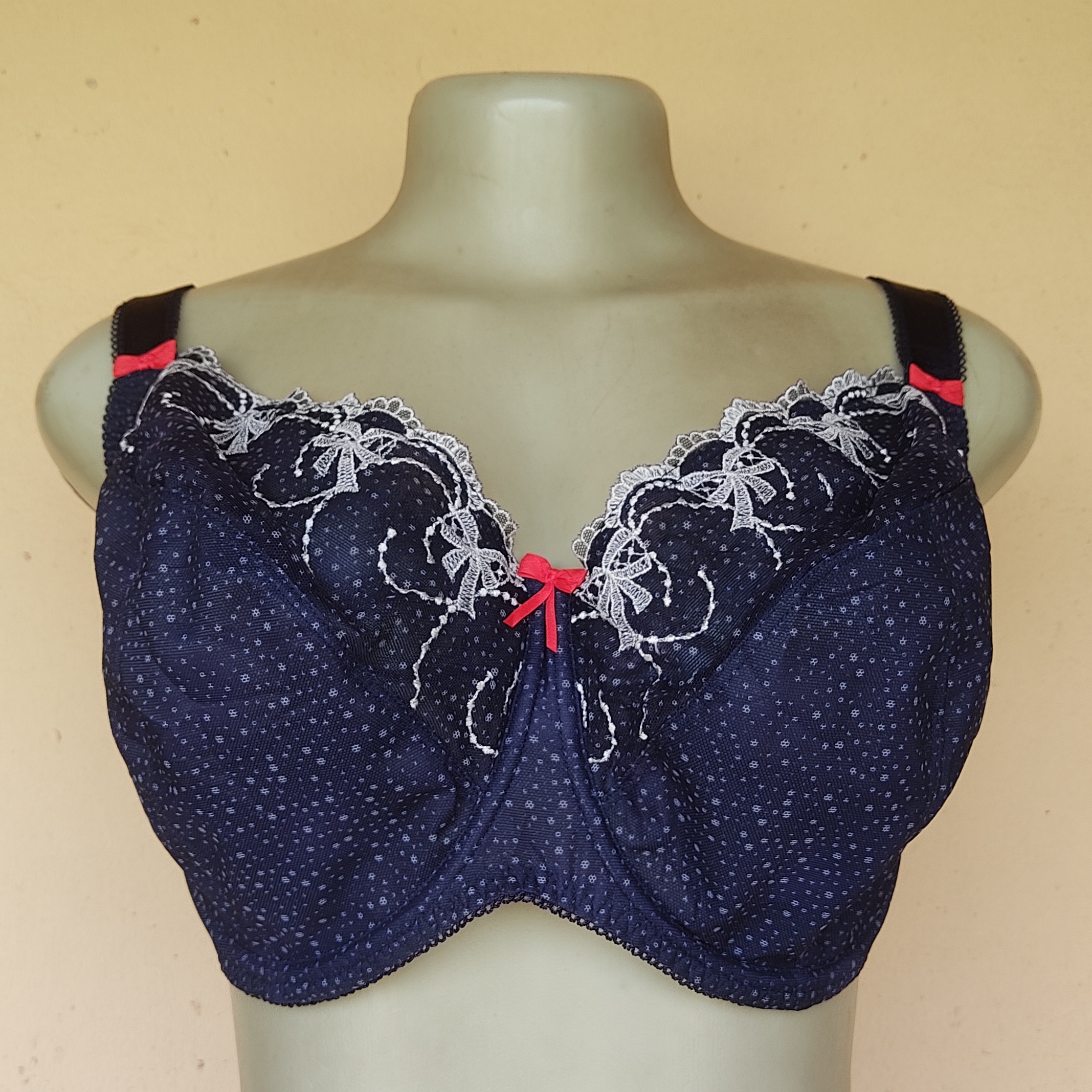 34HH-  Bravissimo Patterned Non Padded Bra With Size 14 Pant(Brand New)