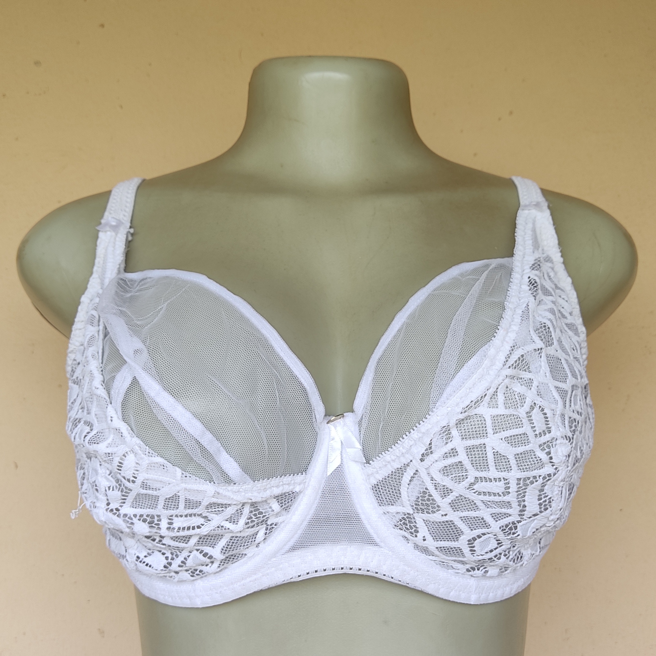 32G- Freya White  Non Padded Bra
