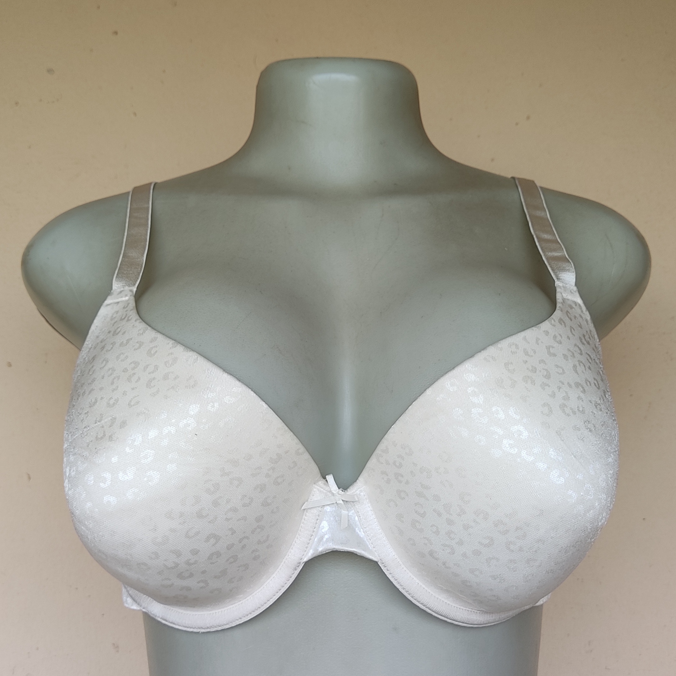 38B - TU Cream Light Padded Bra