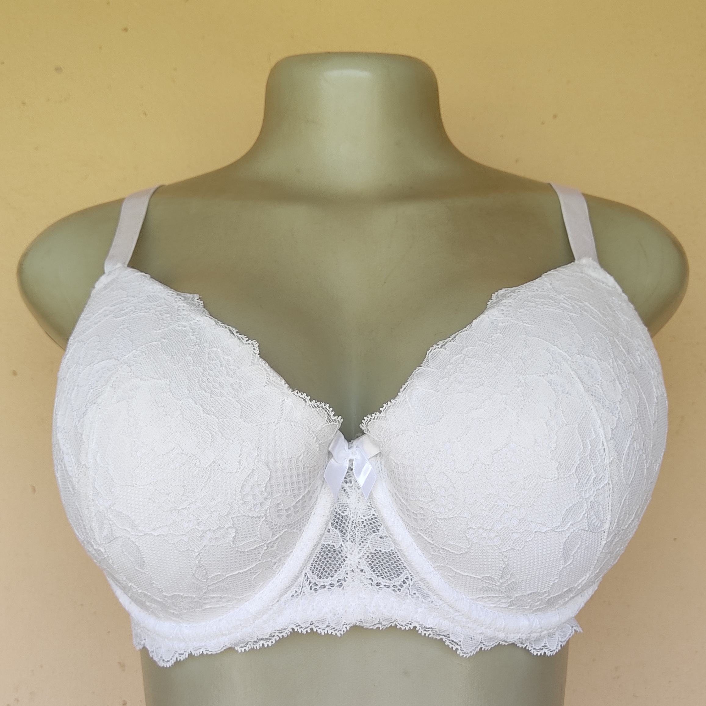 42C- George White Light Padded Bra