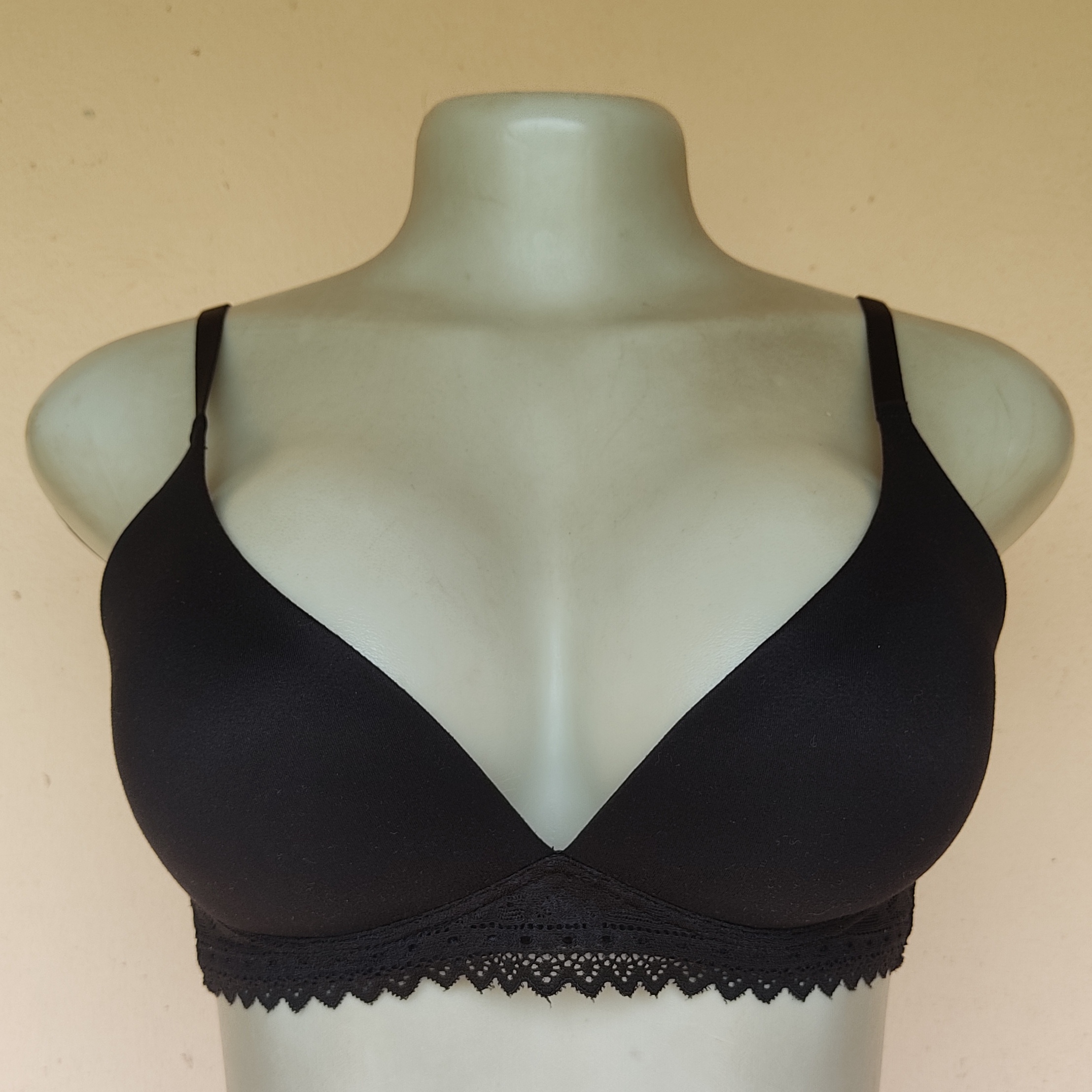 32C - M and S Black Non Wired Bra