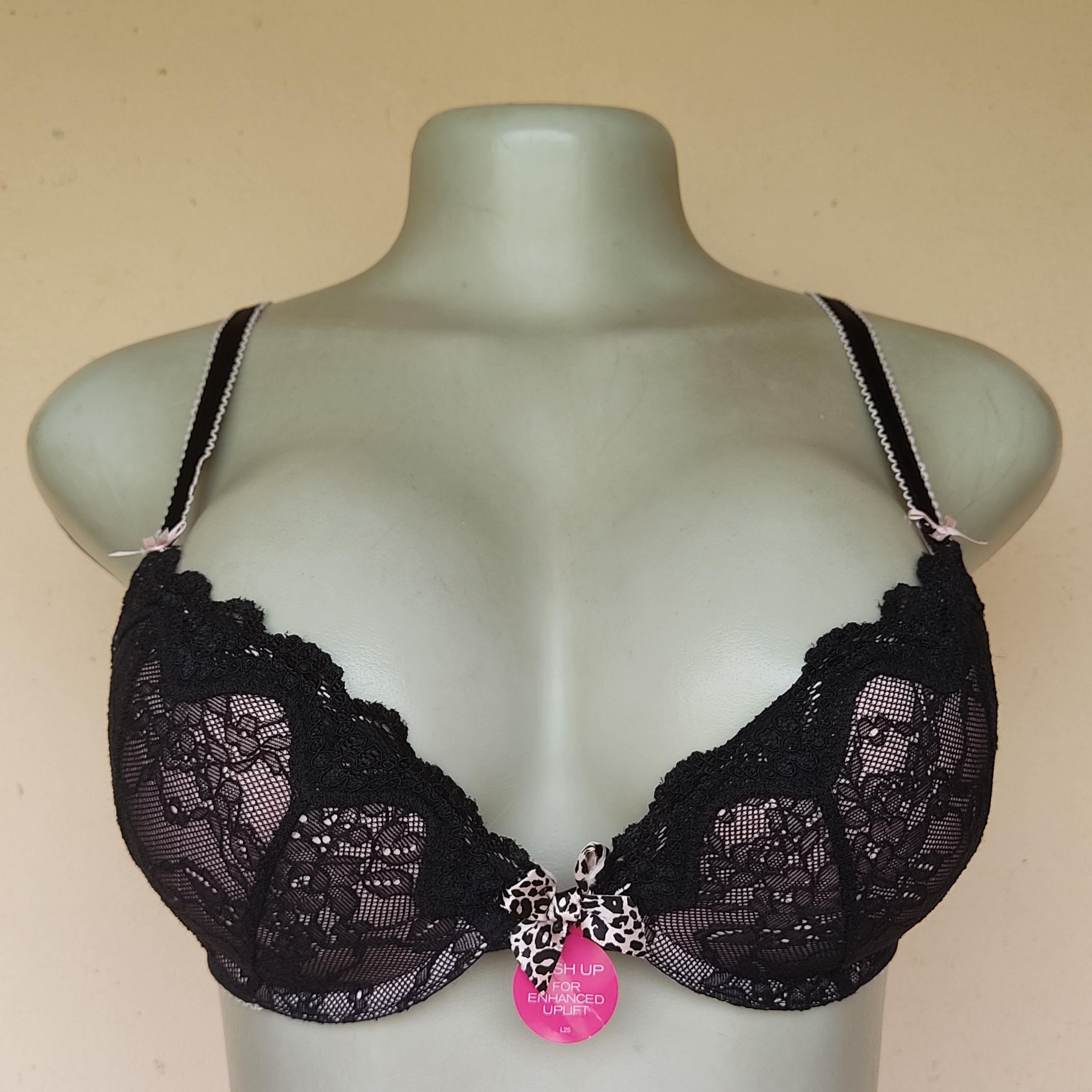 34B – Limited Two Tone Light Padded Bra(Brand New)