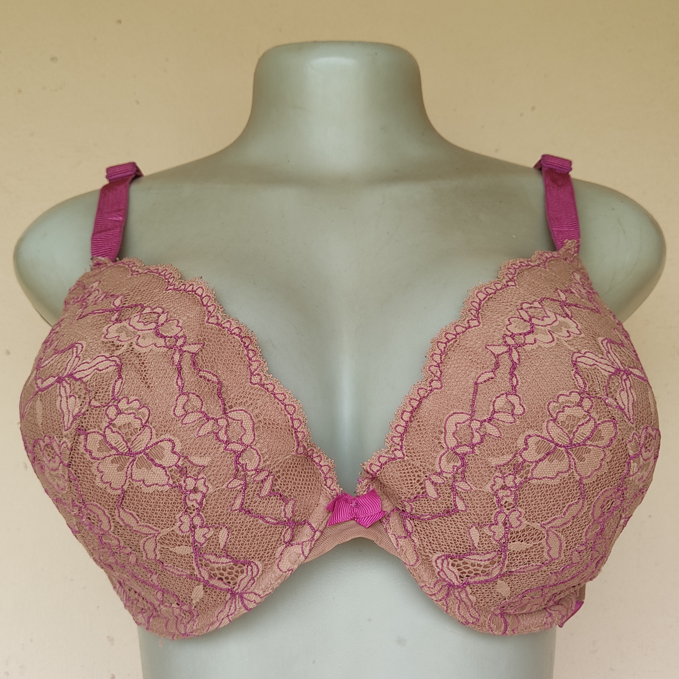 40D- M and S Patterned Light Padded Bra (Big Cup)