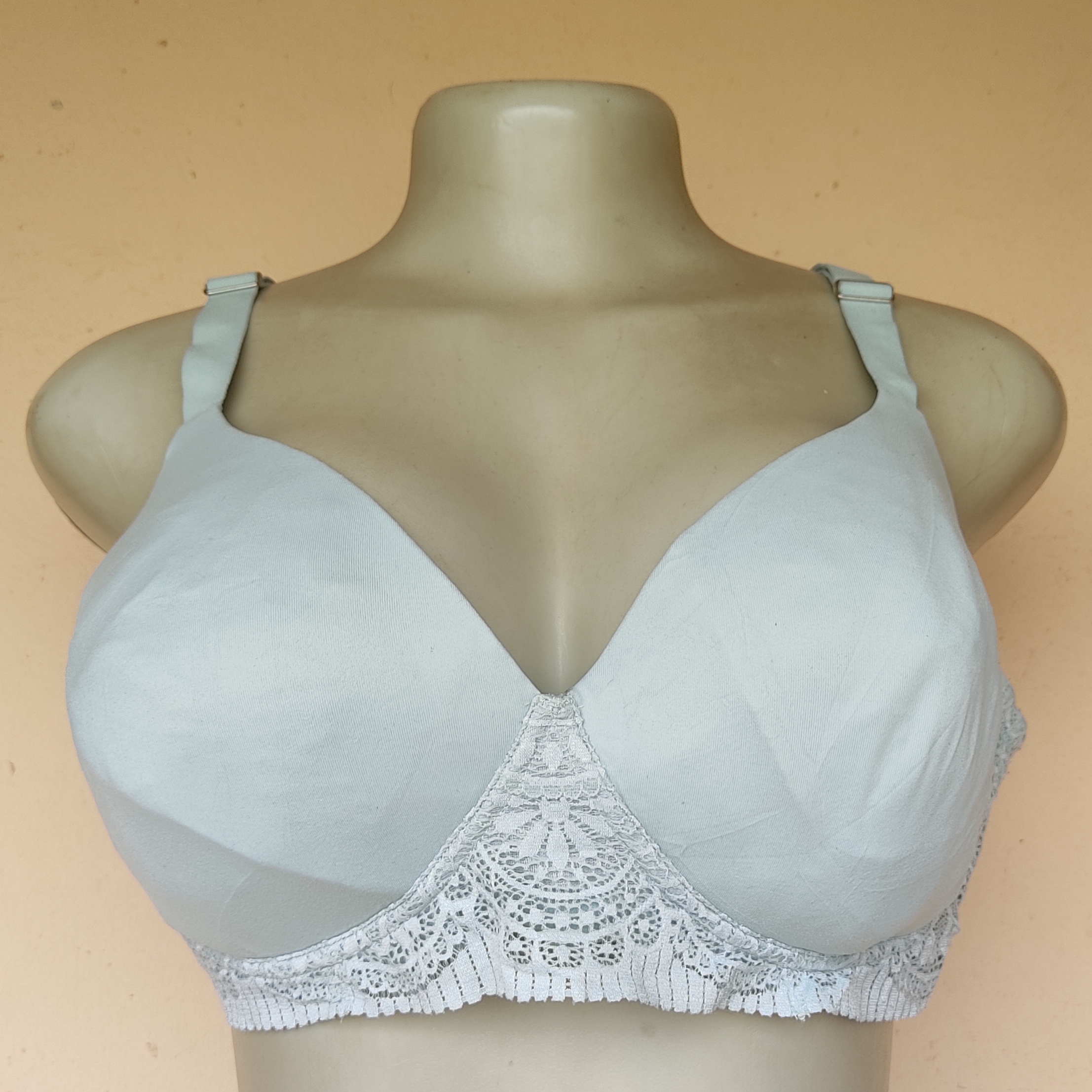 40D- M And S Green Non Wired Bra