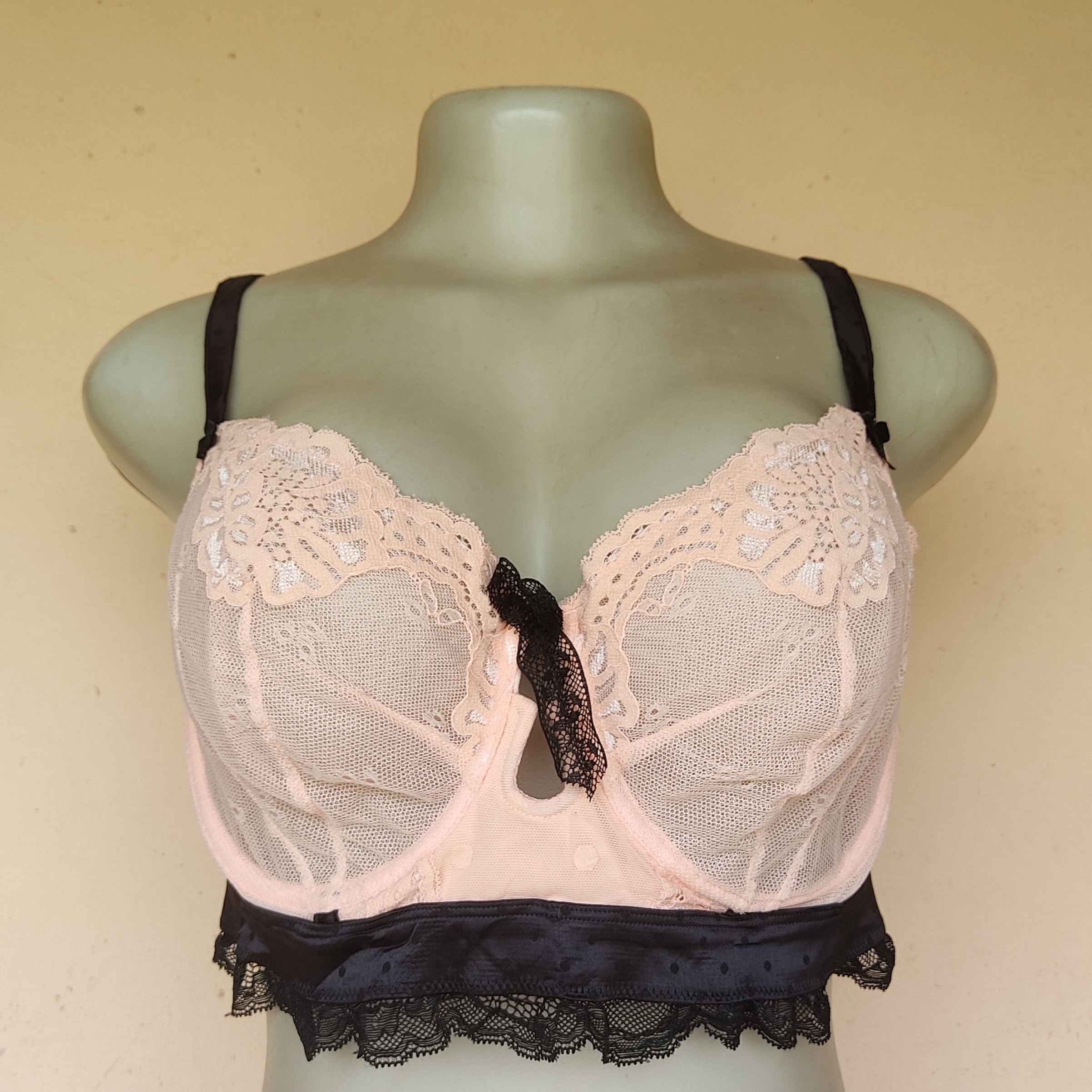 38D- M and S Two Color Non Padded Bra