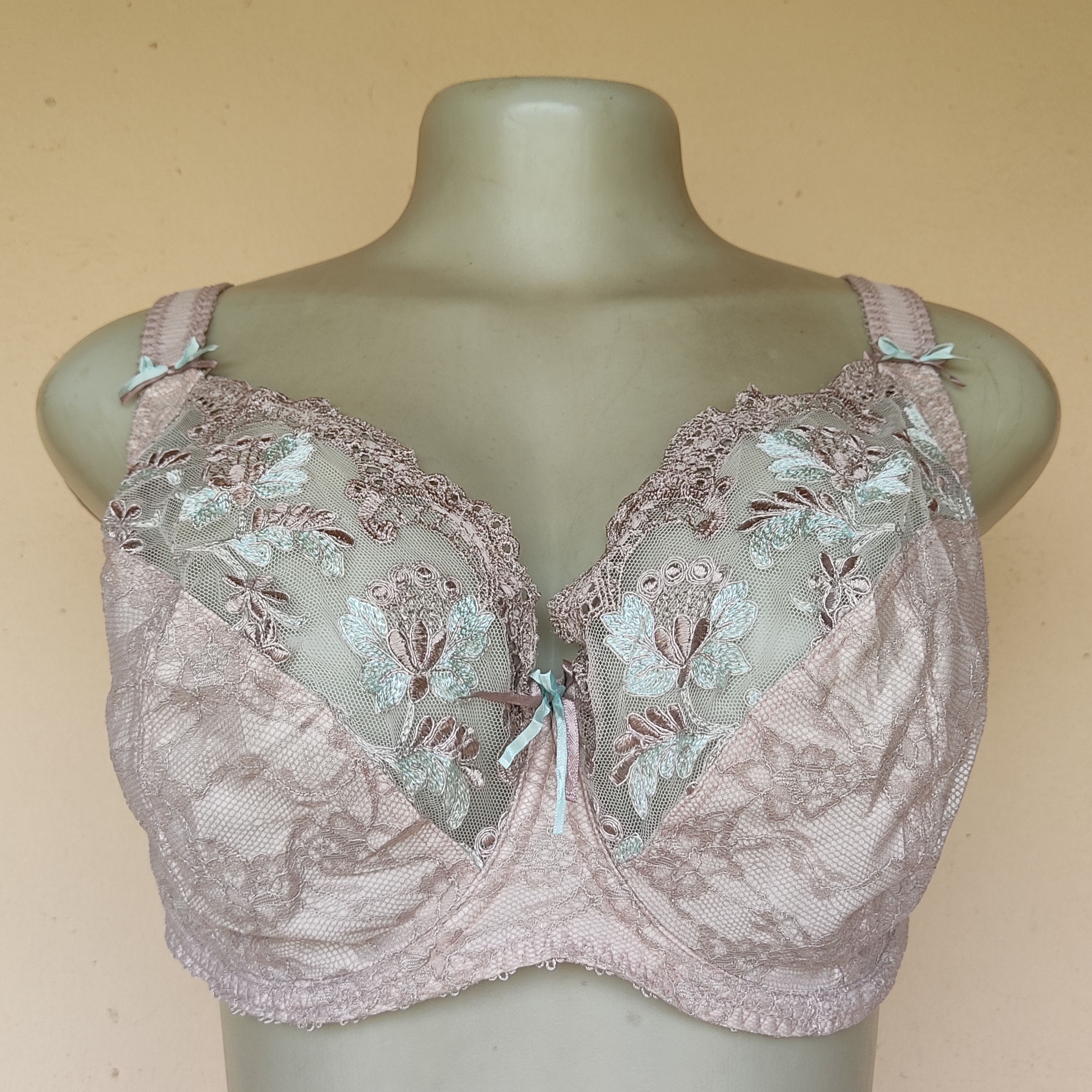 34GG- Fantasie Patterned  Non Padded Bra