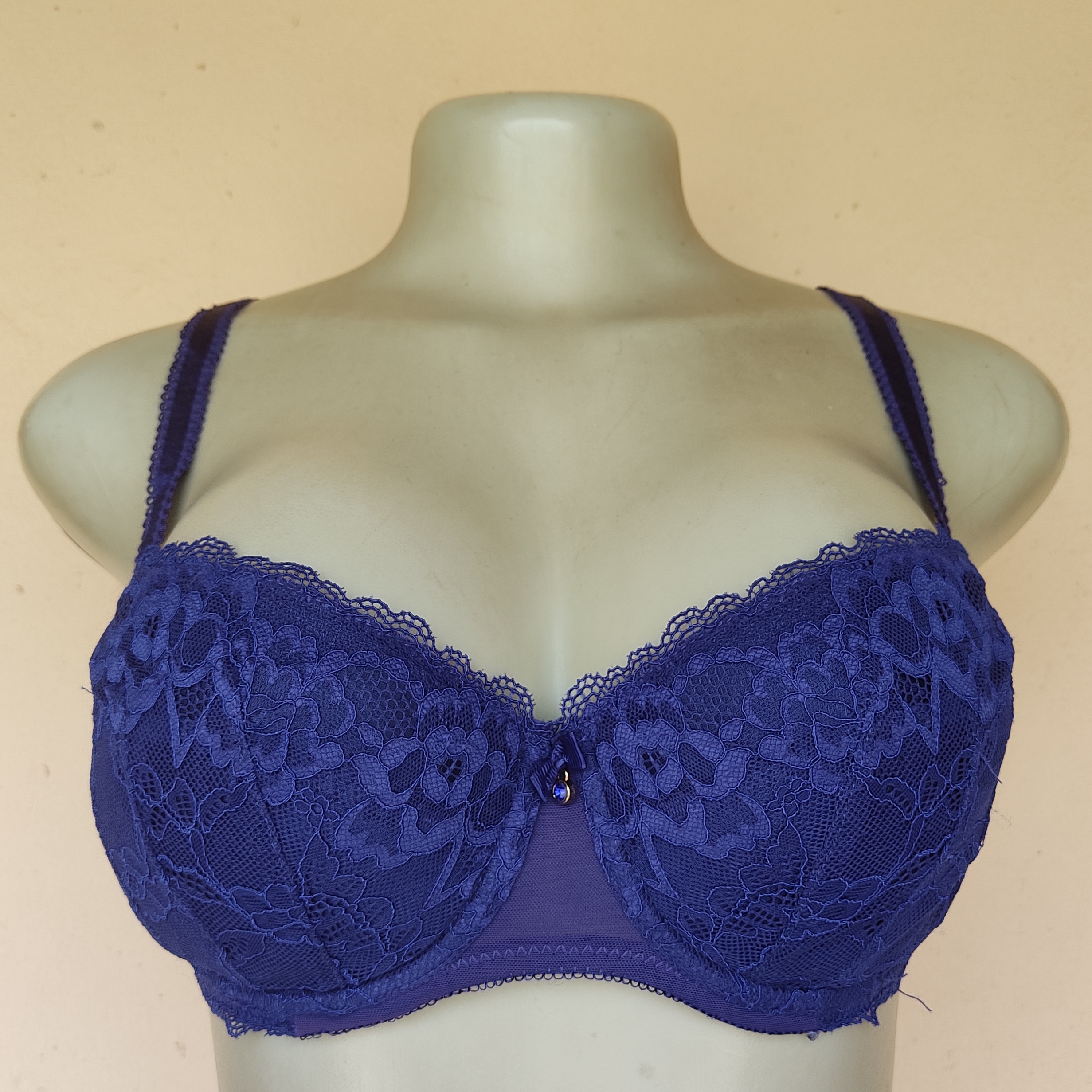 32DD- Ann Summers Pattern Very Light Padded Bra