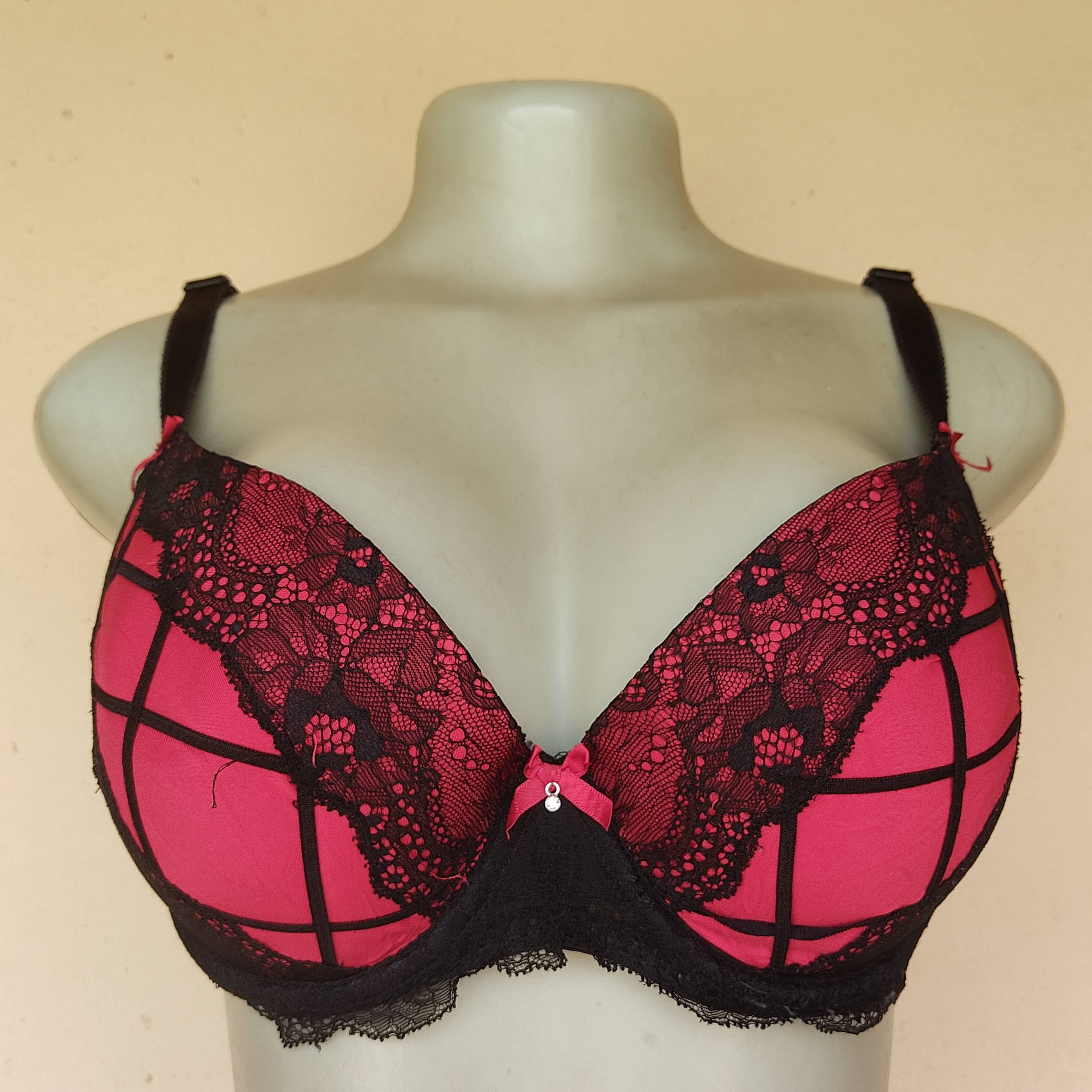38D- George Two Color Light Padded Bra