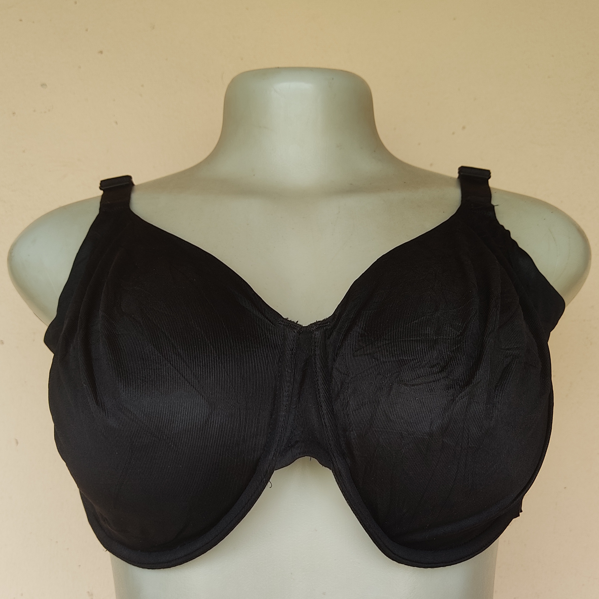 38E- M and S Black Non Padded Bra
