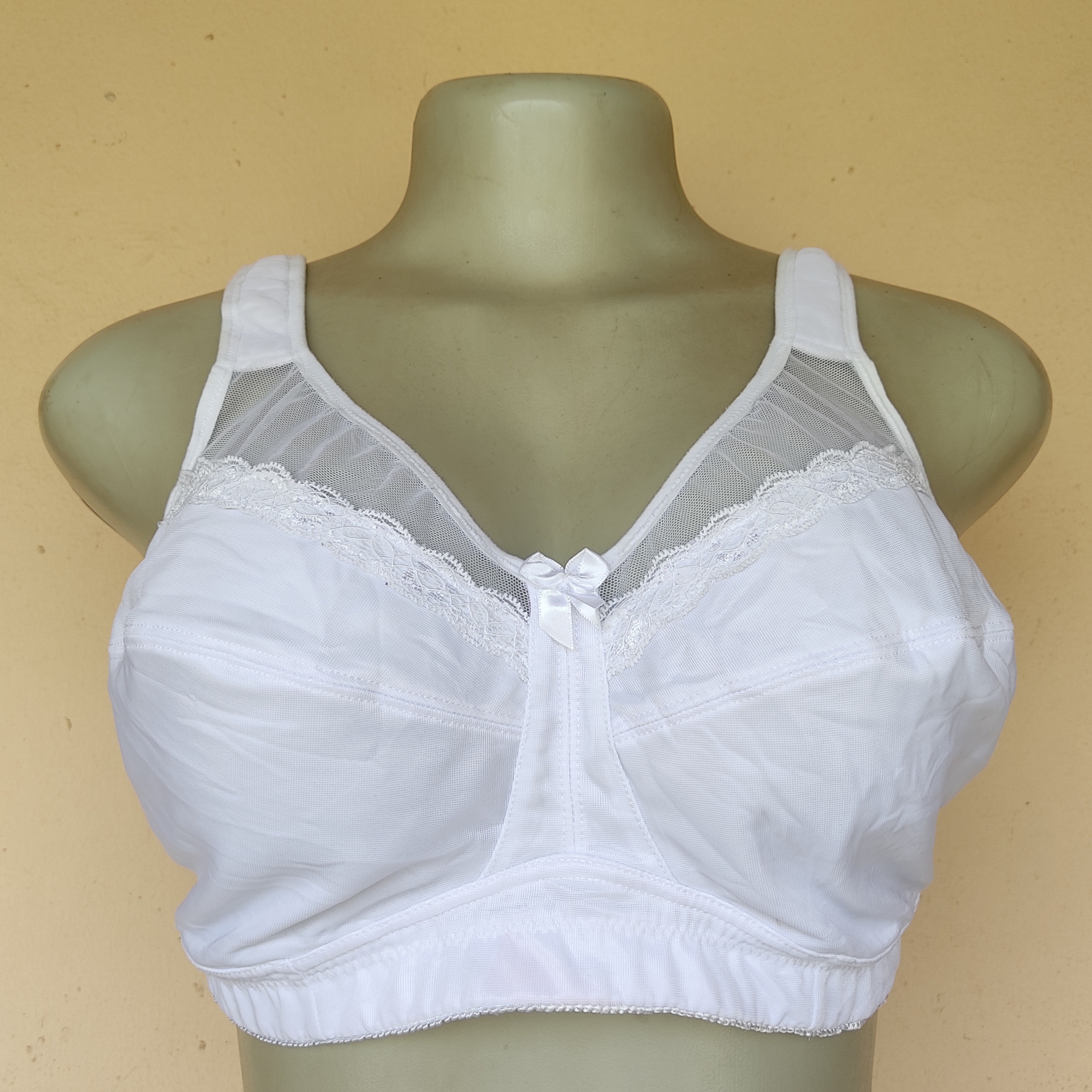 40DD- Bpc Selection White Non Wired Non Padded Bra