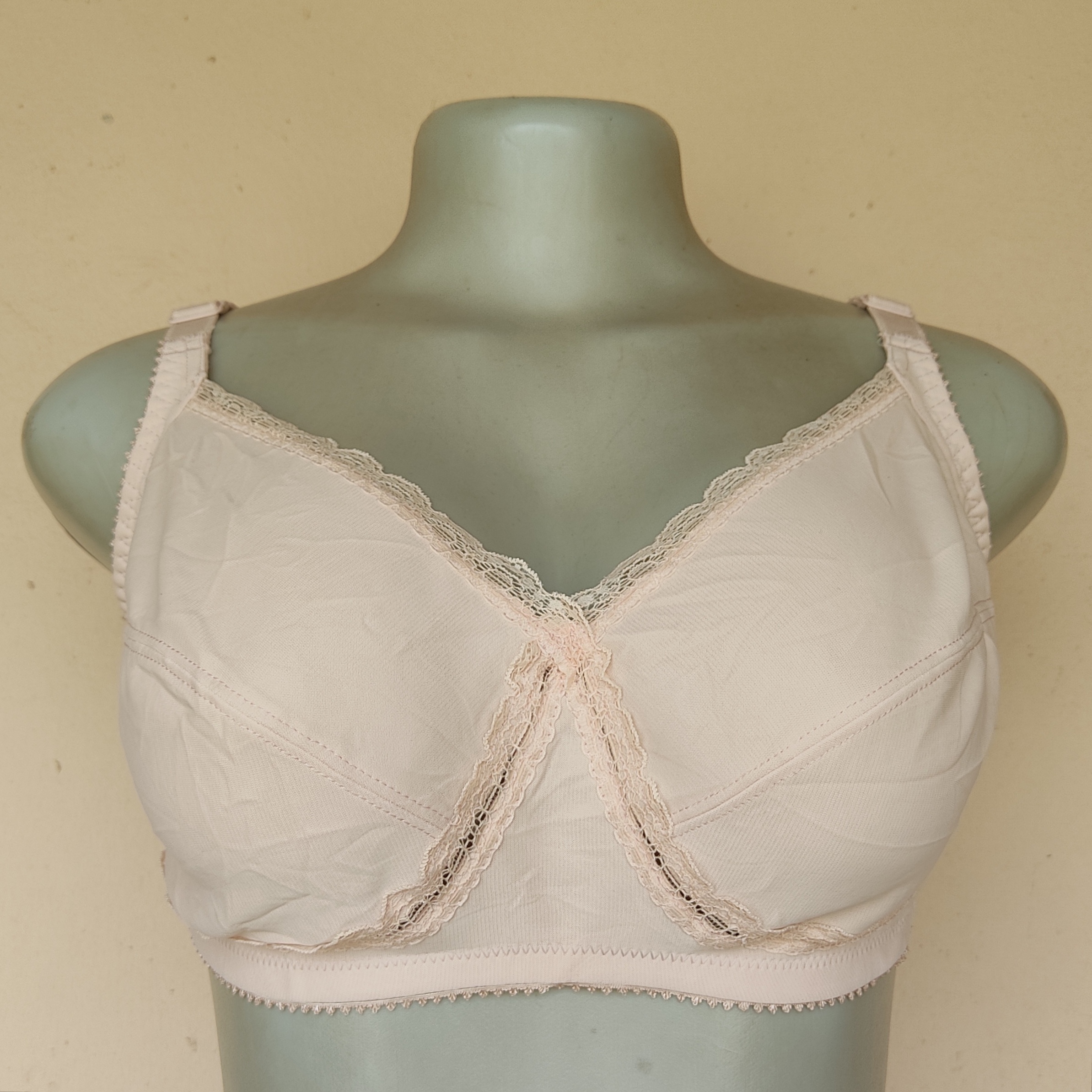 42B- Exclusive Of Trimmings Brown Non Wired Non Padded Bra