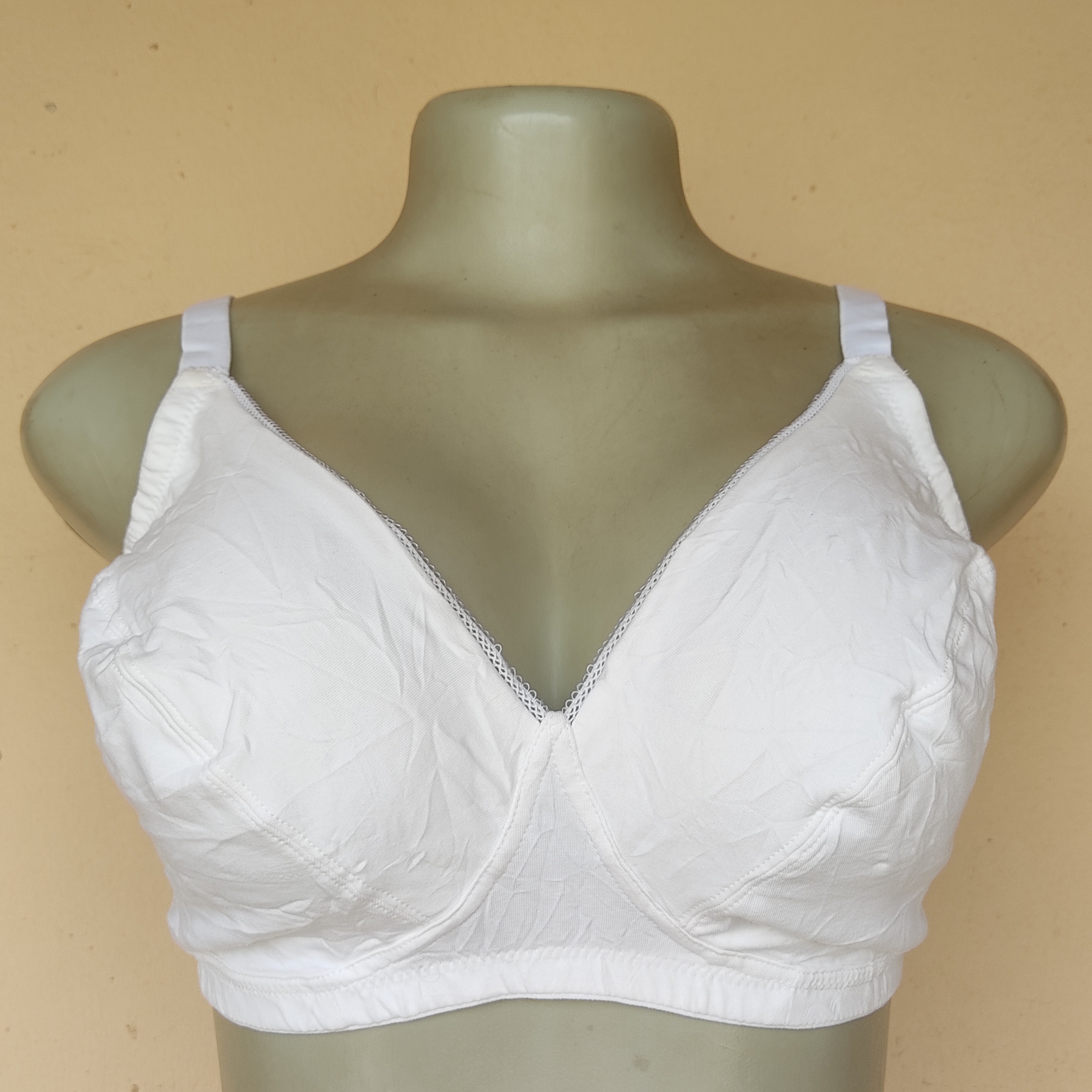 36E- M And S White Non Wired Non Padded Bra