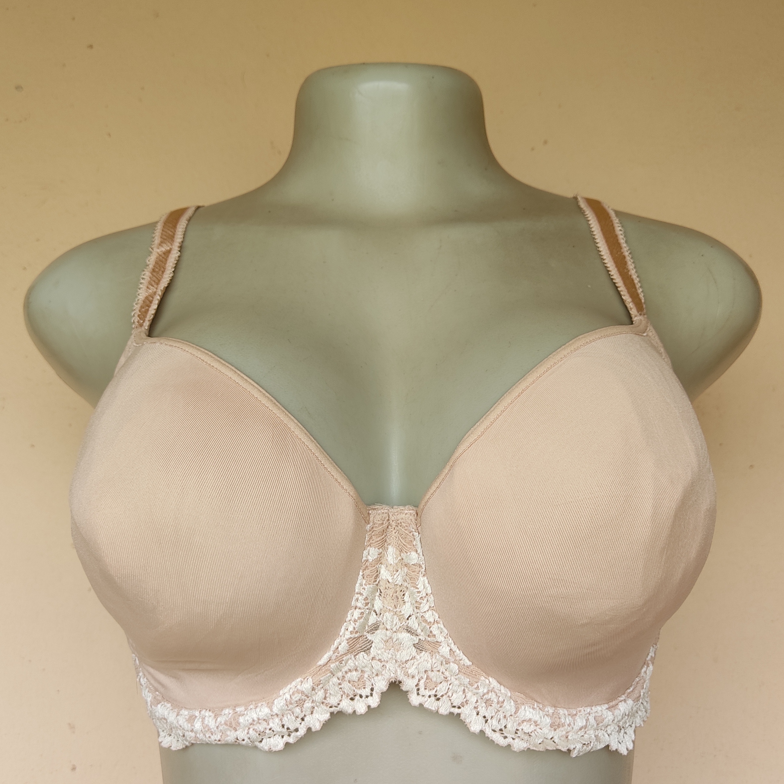 34E- Wacoal Brown Very Light Padded Bra