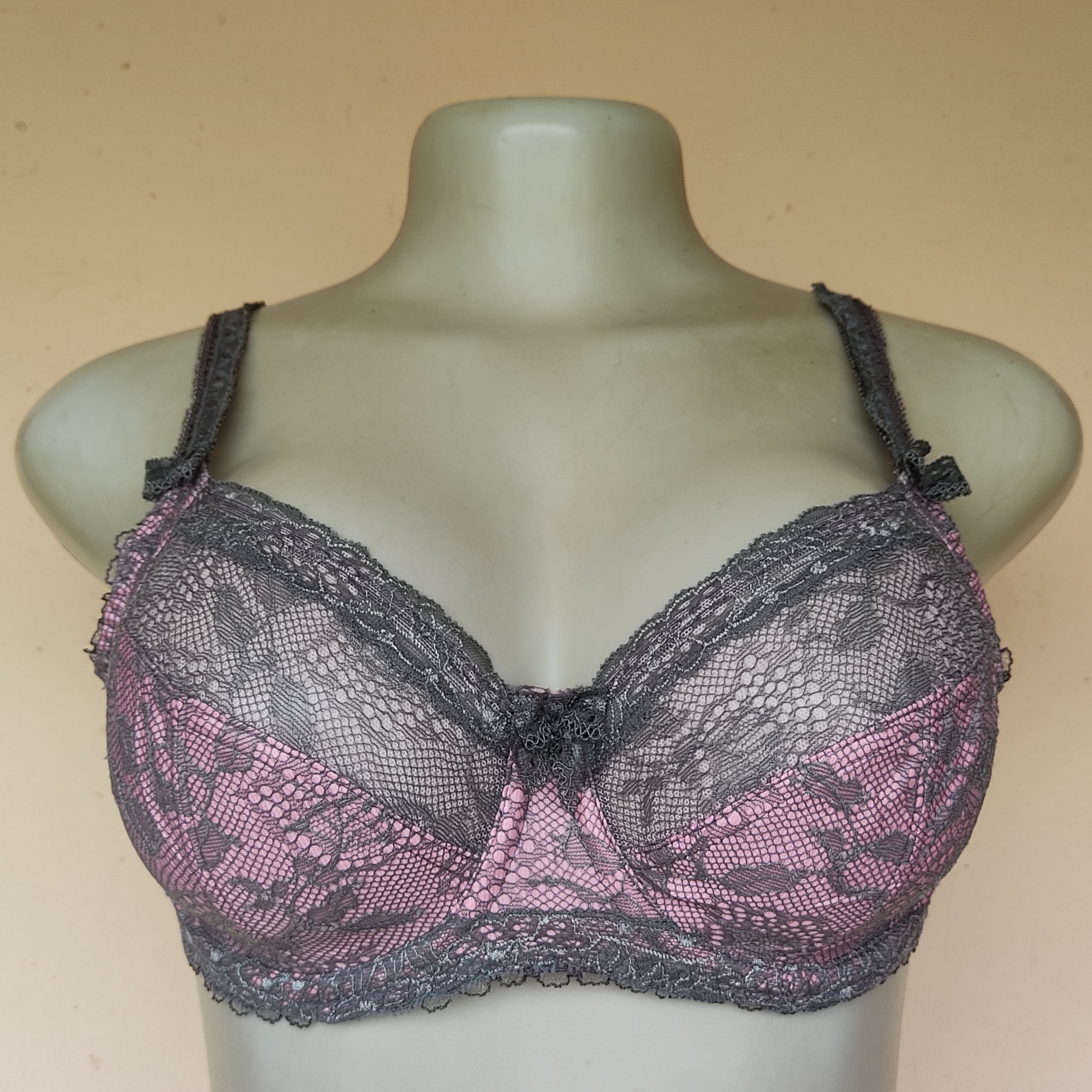 32DD- Fantasie Two Tone  Non Padded Bra