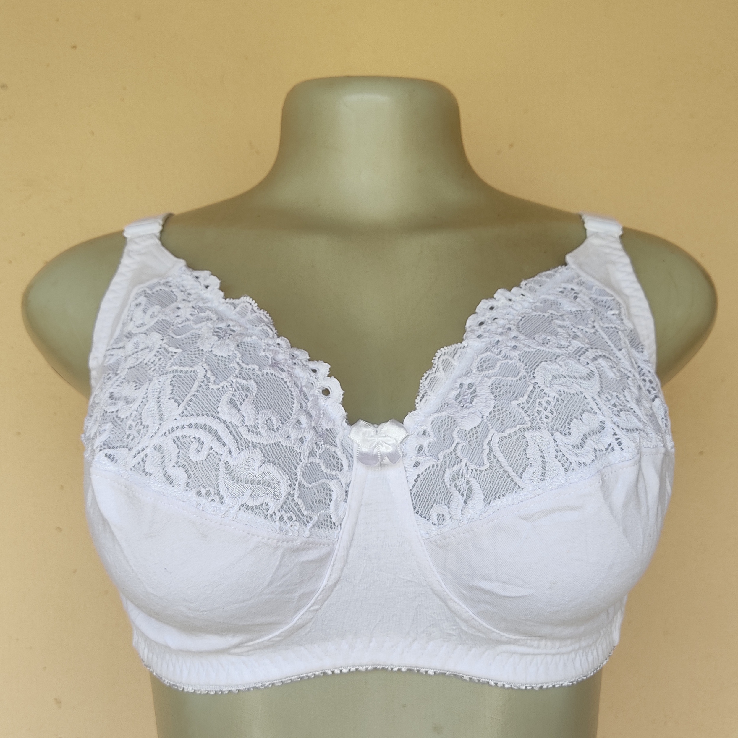 38DD- Bonmarche White Non Wired Non Padded Bra