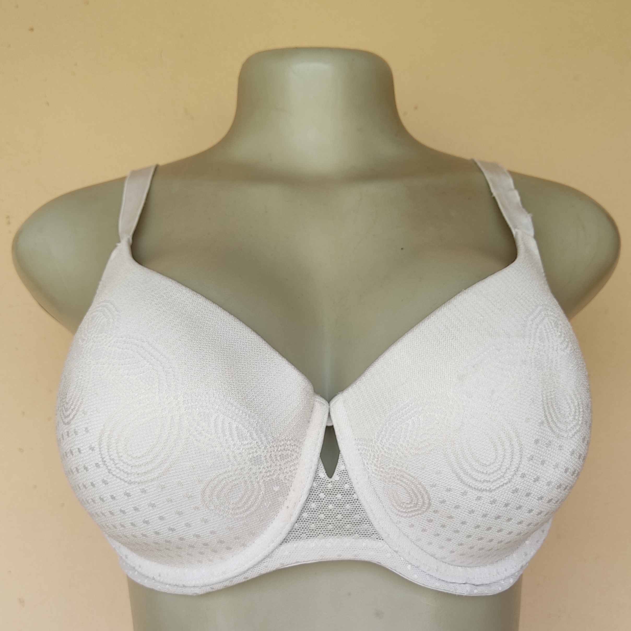 34DD- M And S Off White Light Padded Bra