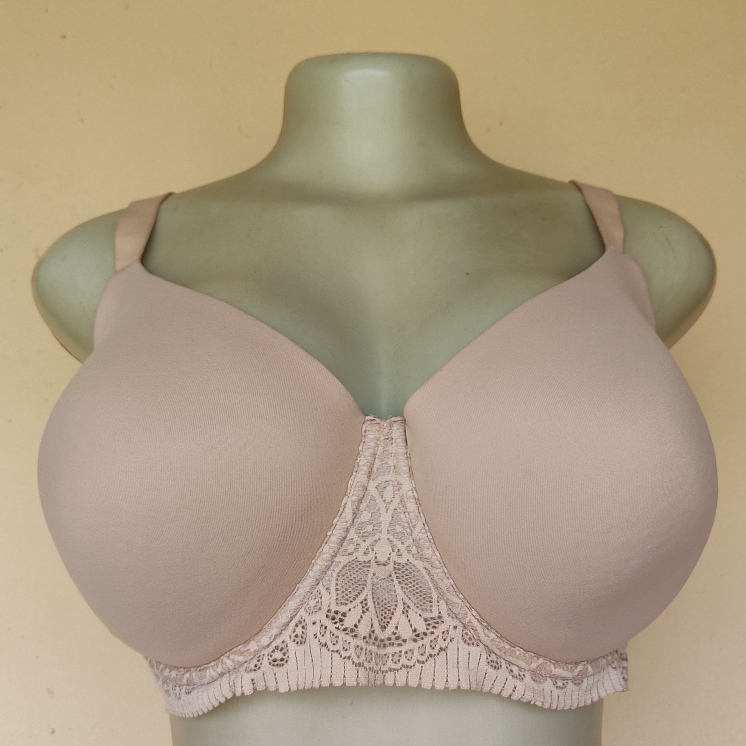 38F- M And S Brown Light Padded Bra