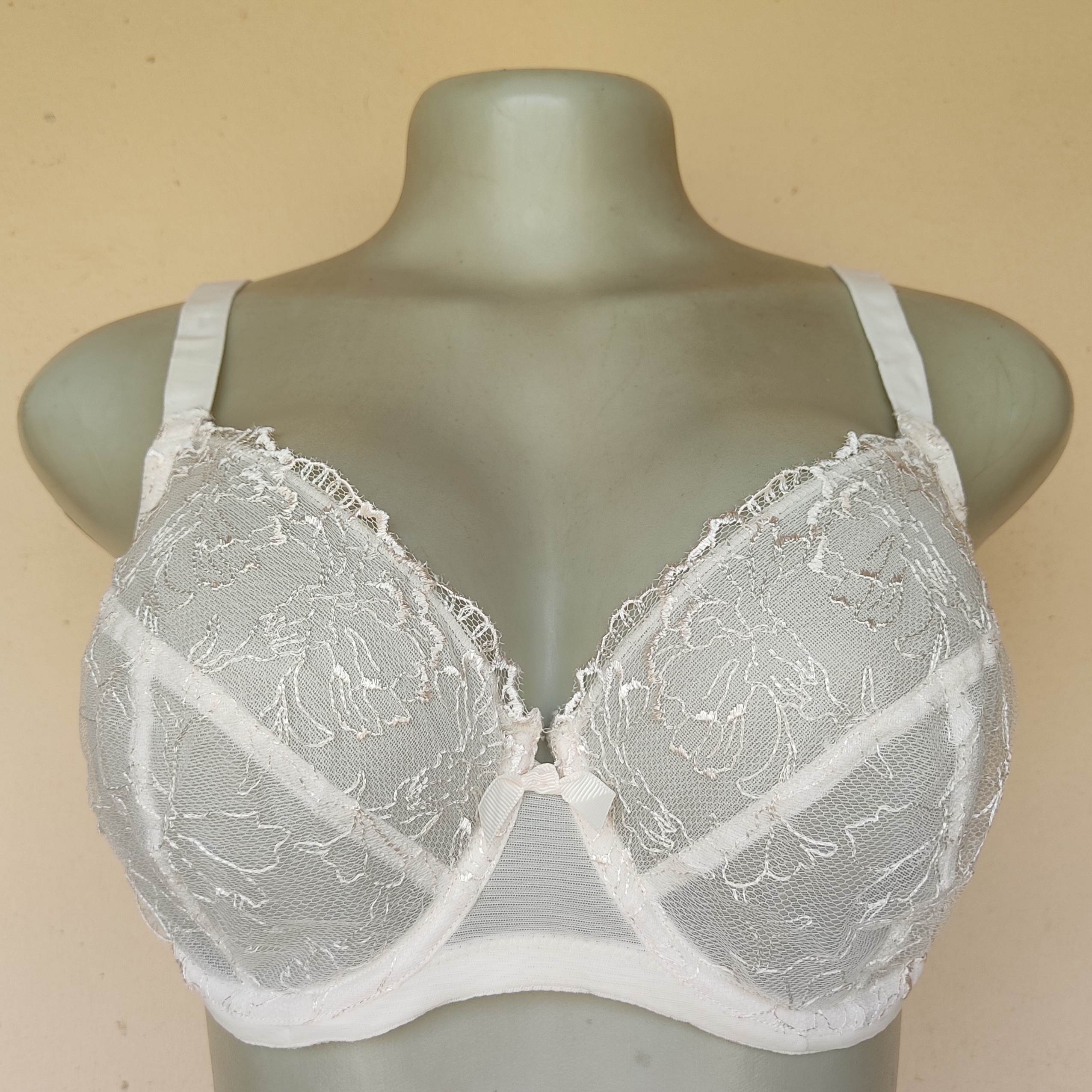 32FF- Next White Non Padded Bra