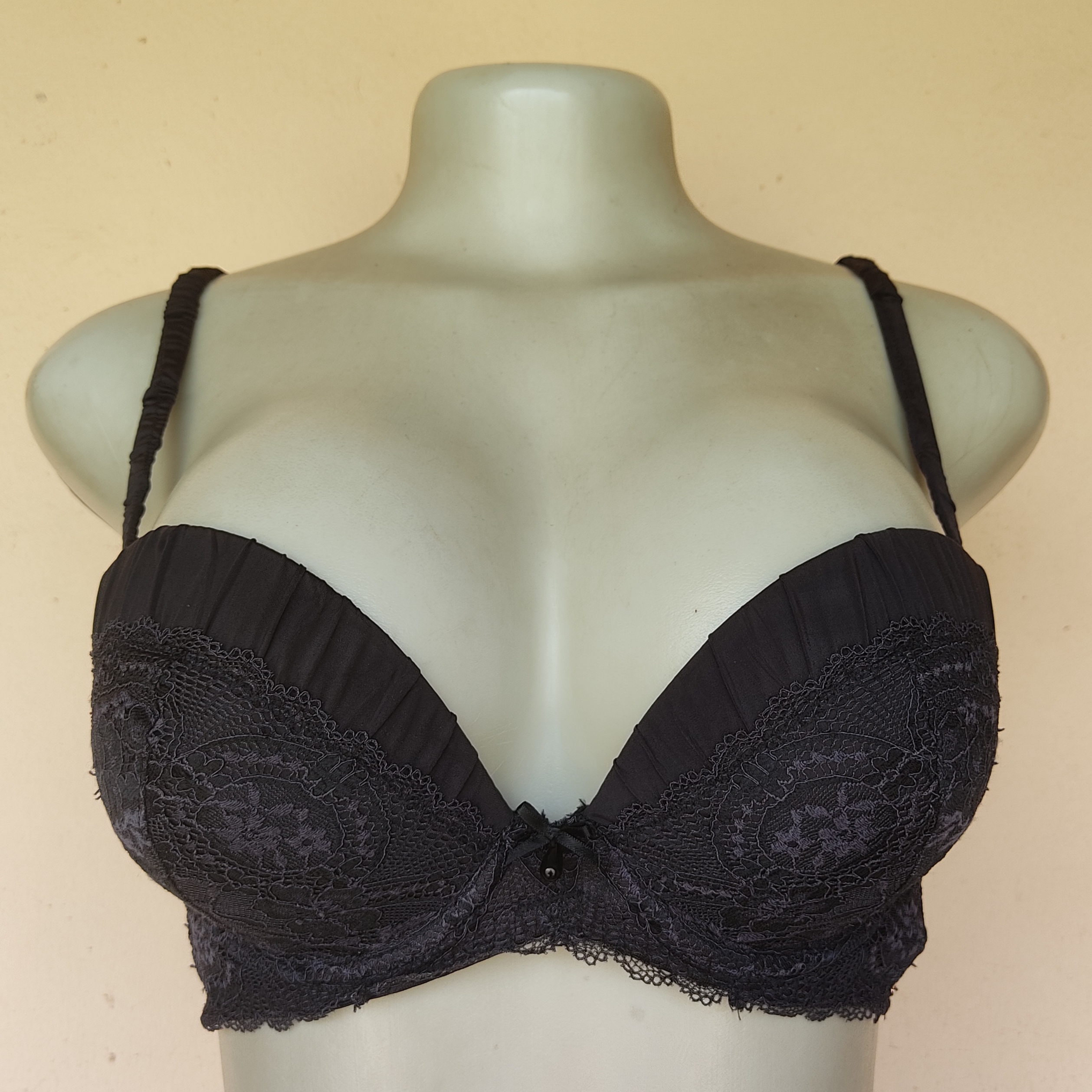 34C- Autograph Two Color Light Padded Bra