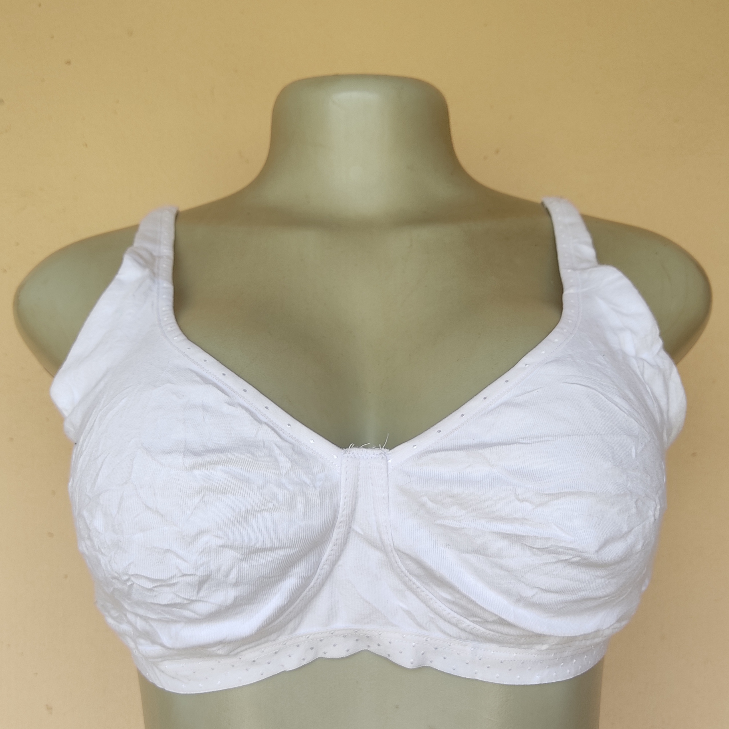 38B- Tu White Non Wired Non Padded  bra
