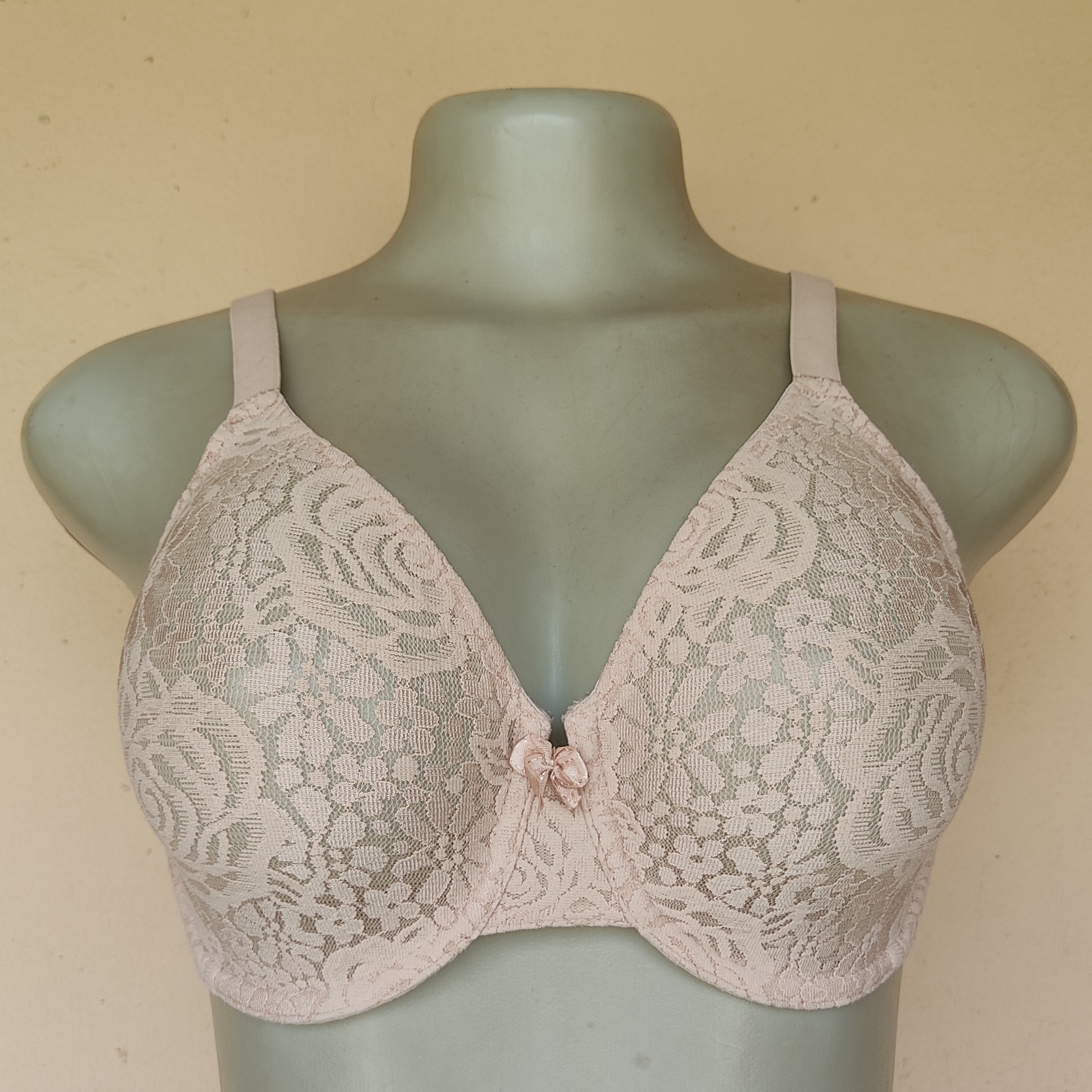 32DD- Wacoal Brown Non Padded Bra