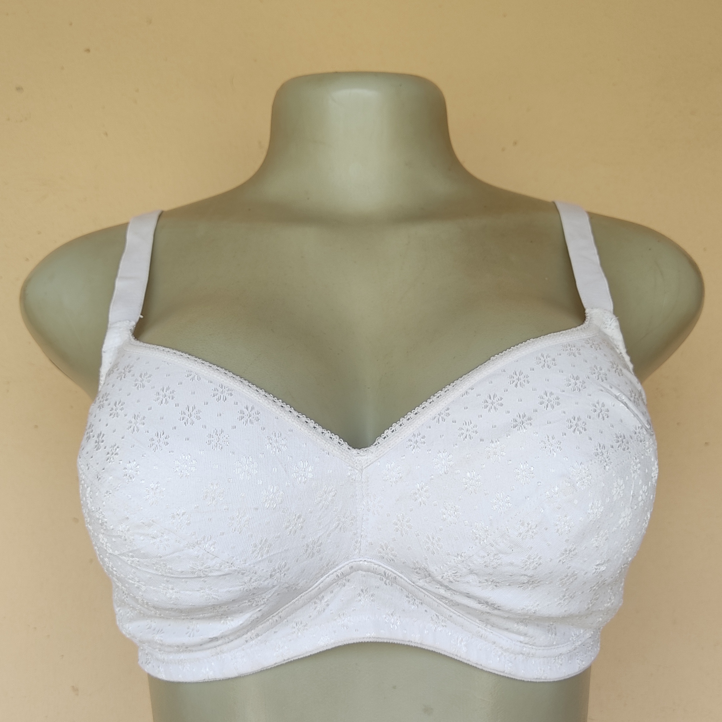 36C- M and S White Non Wired Non Padded Bra